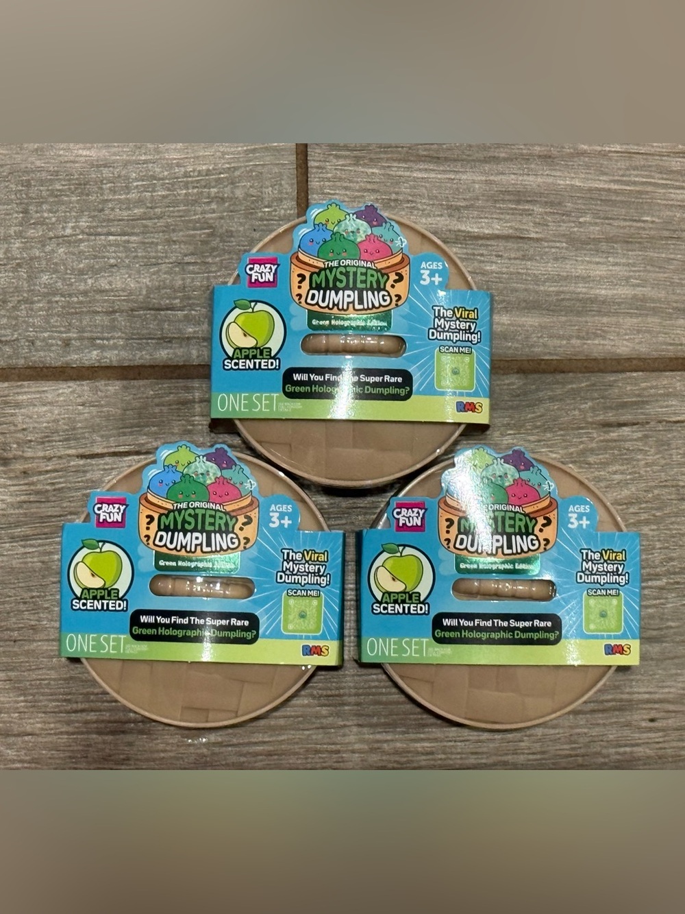 Crazy Fun Mystery Dumpling Apple scented- Green holographic Edition (3-pack)
